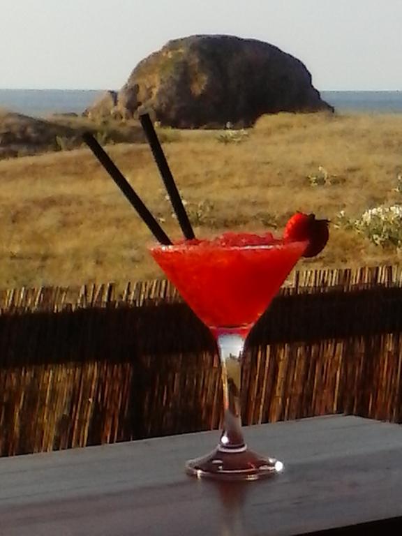 Hostal Restaurante Parajes Castropol Luaran gambar
